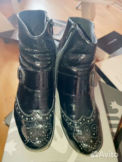 Ботинки женские Salamander