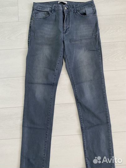 Джинсы мужские