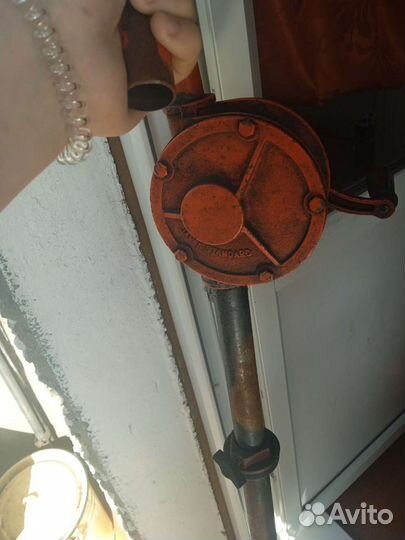 Масляной насос для выкачивания из бочек