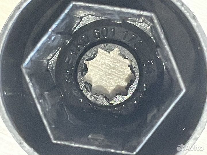 Колпачки на колесные болты VAG