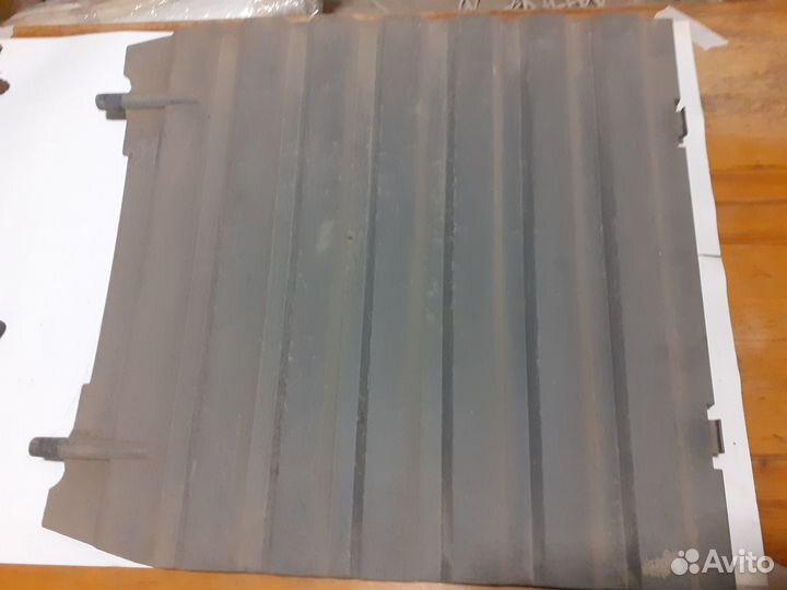 Аккумуляторный ящик на Mercedes Atego