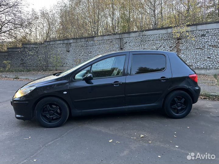 Peugeot 307 2.0 МТ, 2005, 180 184 км