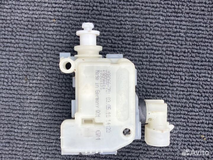 Актуатор лючка бензобака opel meriva a