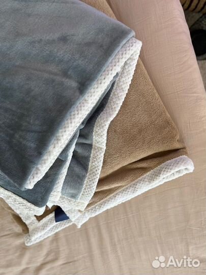 Плед двухсторонний 200x220