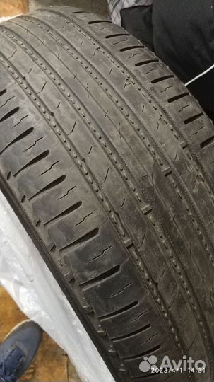 Nokian Tyres Hakka Blue SUV 235/60 R18 107H