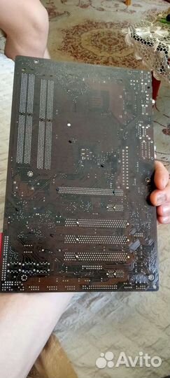 Материнская плата