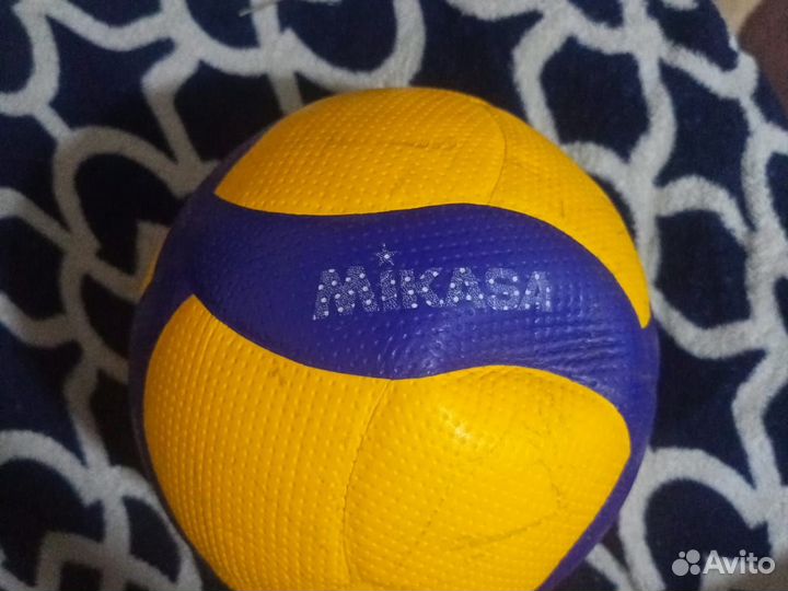 Волейбольный мяч mikasa бу