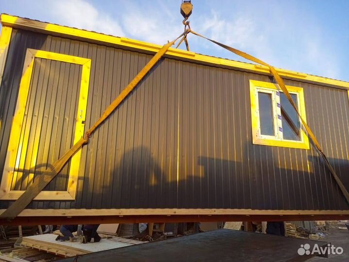 Дачный домик. Бытовка