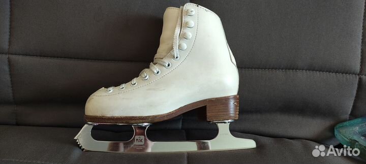 Фигурные коньки Wifa 31