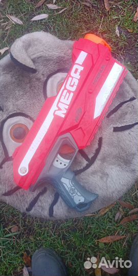 Пистолет Нерфы бластеры