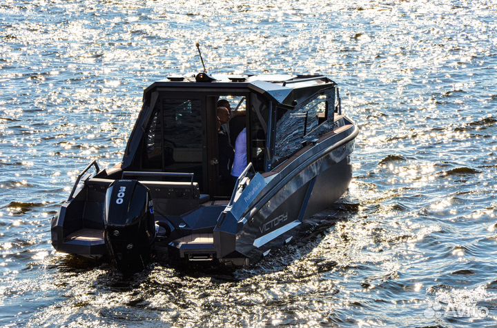 Катер Victory A8 c Mercury F 300 CMS SP