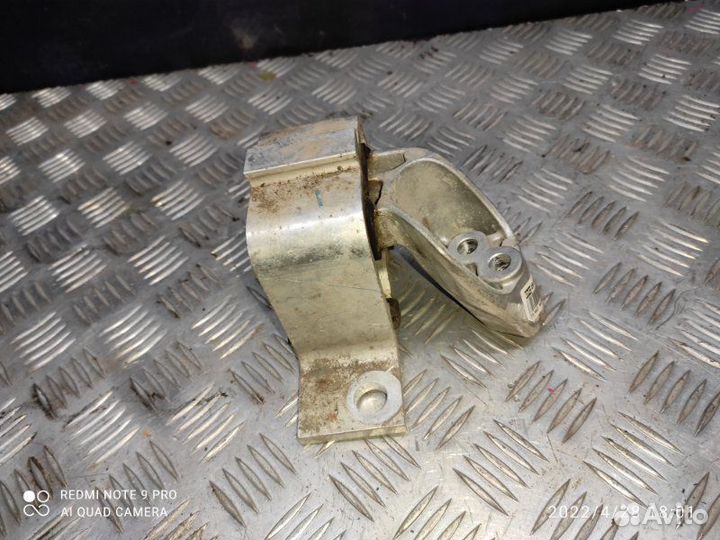 Подушка двигателя LADA Largus универсал 1.6 2019