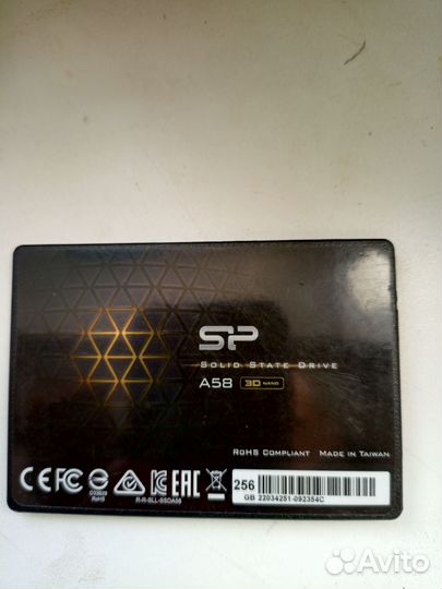 Жесткий диск ssd