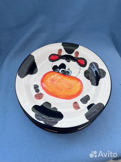 Тарелки нарядные с рисунком