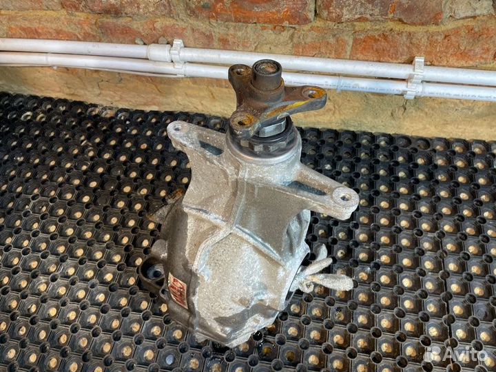 Редуктор задний Bmw 5 F10 N55B30 2011