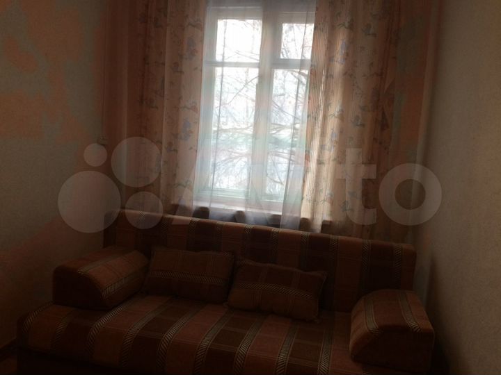 Комната 15 м² в 3-к., 1/2 эт.