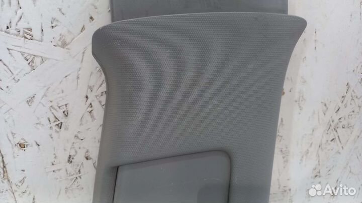 Обшивка средней правой стойки Toyota Camry XV40