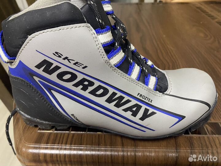 Лыжные ботинки 36 размер