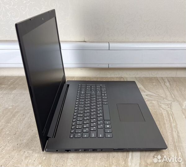 Lenovo Ideapad 330 (17.3