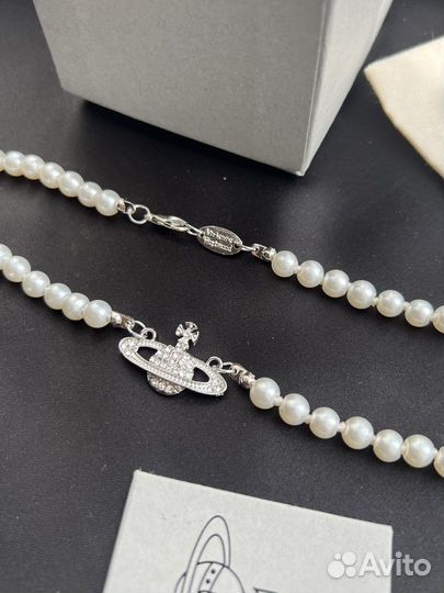 Vivienne westwood bas relief pearl чокер
