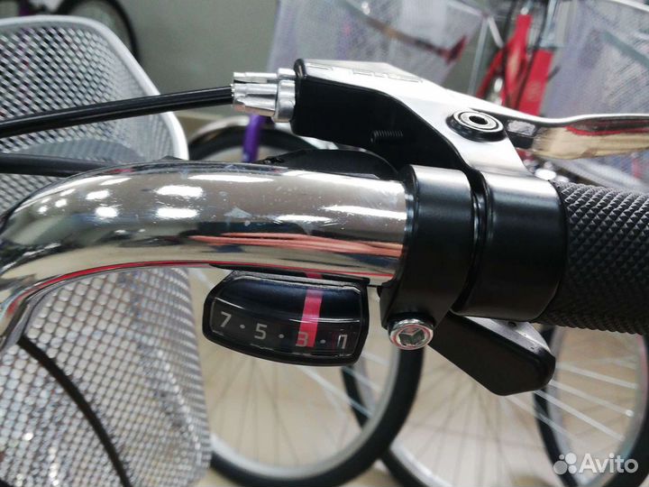 Велосипед дорожный 28 Stels Navigator 395 красный