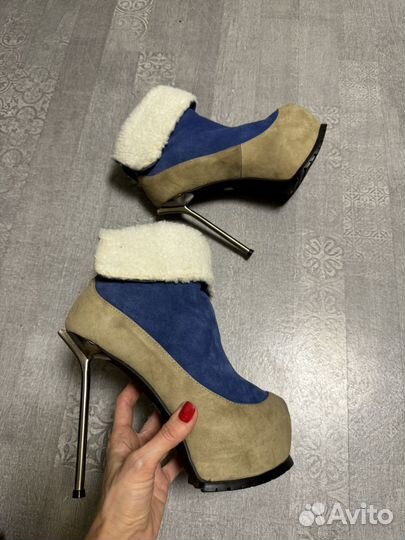 Ботильоны зимние на каблуке замшевые