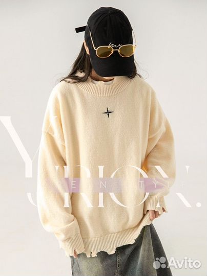 Рваный свитер оверсайз Yurion