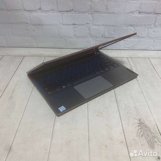 Lenovo Thinkbook 13S-IWL / I5-8gen / 8gb