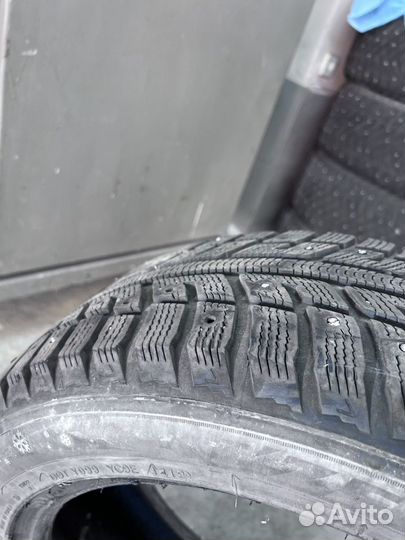 Kumho I'Zen KW22 215/55 R17