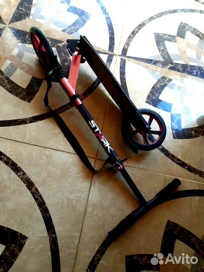 Самокат Stark