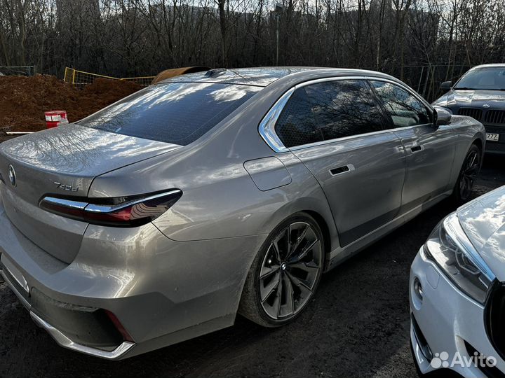 BMW 7 серия 3.0 AT, 2022, 8 000 км