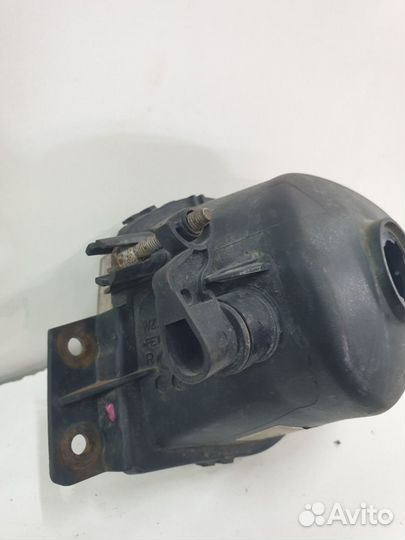 Фара противотуманная правая Bmw 3 Series E90 E91