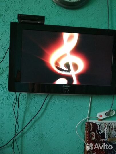 DVD player BBK DV110SI (Караоке)