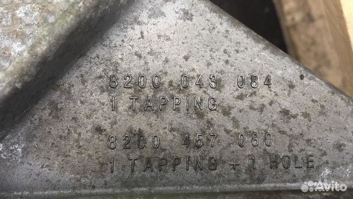 Кронштейн левый кпп renault Рено