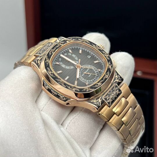 Часы Patek Philippe Nautilus Rose Gold