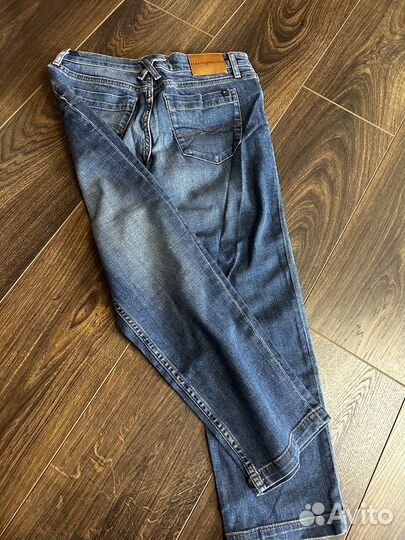 Джинсы женские