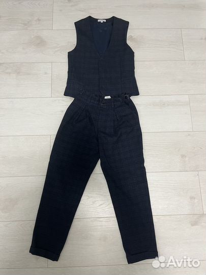 Школьный костюм