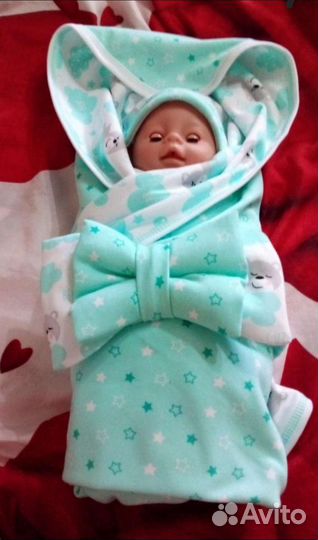 Детский комплект.На выписку