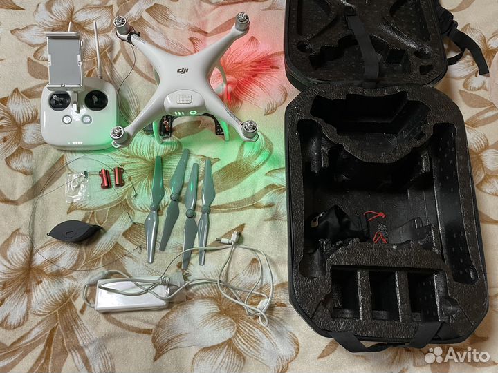 Квадрокоптер dji phantom 4