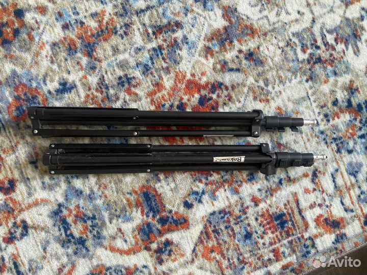 Две стойки Rekam