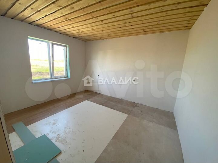 Дом 75 м² на участке 10,3 сот.