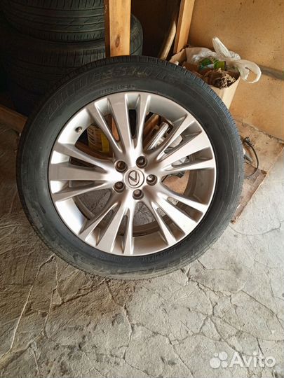 Bridgestone Dueler H/L 235/55 R19