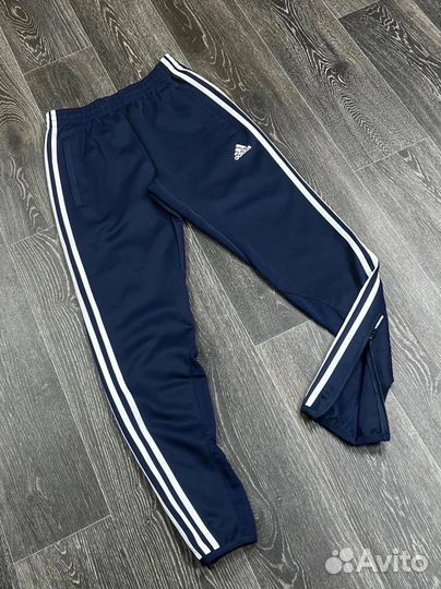 Спортивные штаны adidas