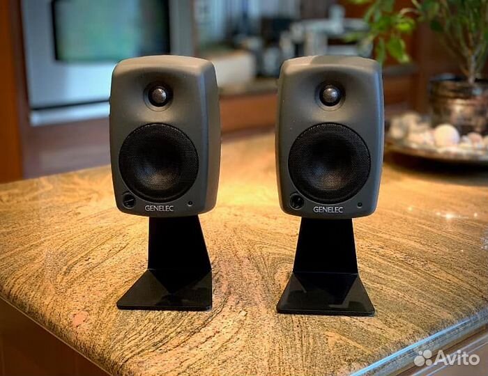 Стойка Genelec 8020-320W