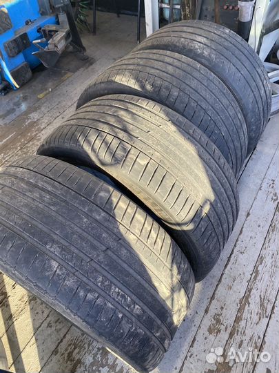 Michelin Pilot Sport 4 SUV 295/40 R21