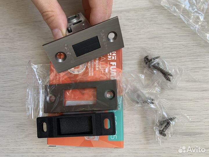 Защёлка магнитная Fuaro