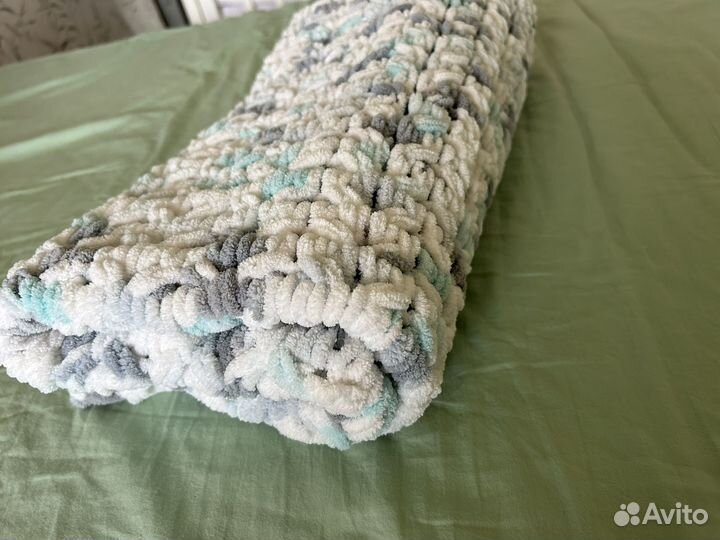 Детский плед вязаный плюшевый 90х90