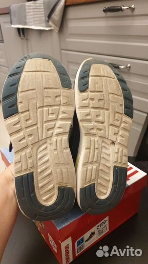 Кроссовки 22.5 см