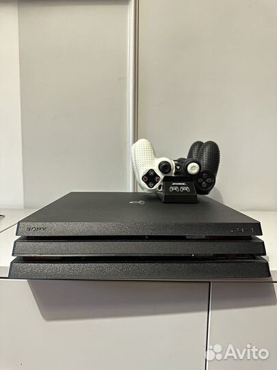Sony playstation 4 pro 1tb