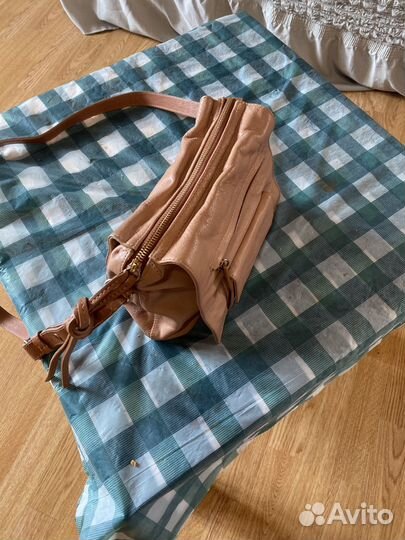 Дамская сумка. Италия. Оригинал.See bu Chloe